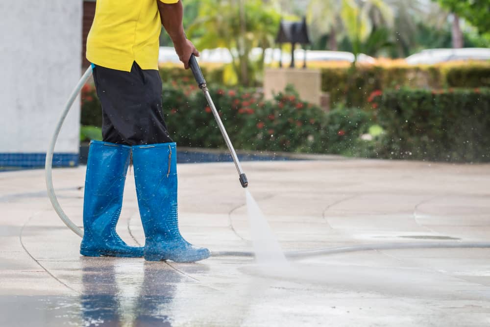 Industrial and Warehouse Pressure Cleaning